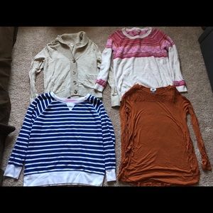 Gently worn clothing size L lot